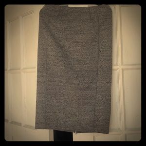 Work grey thick fabric warm skirt. Zipper slit.